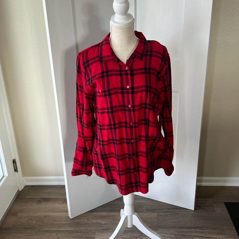 St.John’s Bay NWT Red and Black Plaid